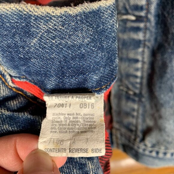 Vintage Levi's 46 Jean Denim Trucker Jacket 80's Band Patches Pins - Picture 13 of 14